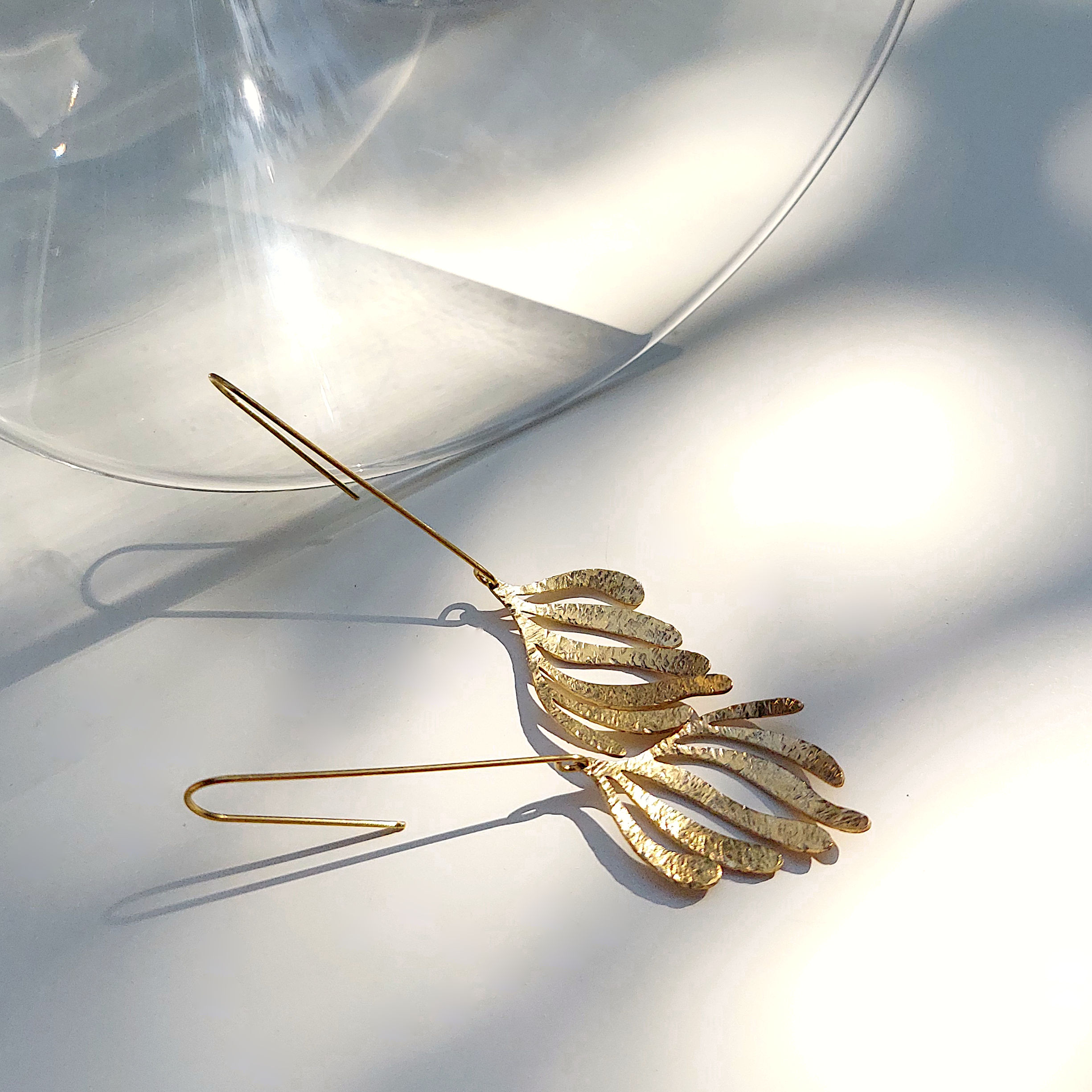 Laridae Design - Mjedene naušnice AMELIA